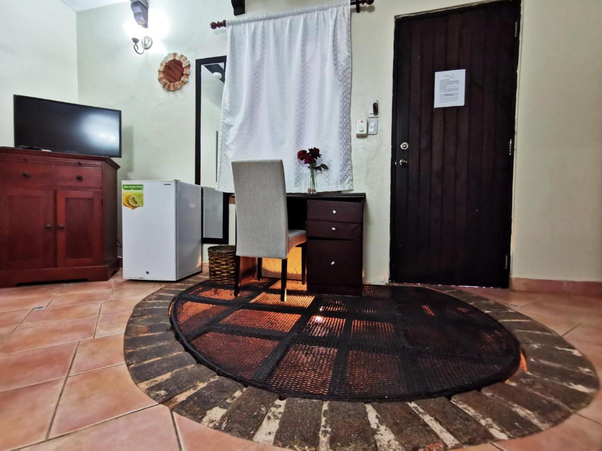Dona Elvira Boutique Hotel Санто Доминго Екстериор снимка