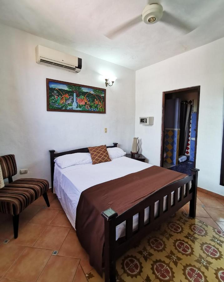 Dona Elvira Boutique Hotel Санто Доминго Екстериор снимка